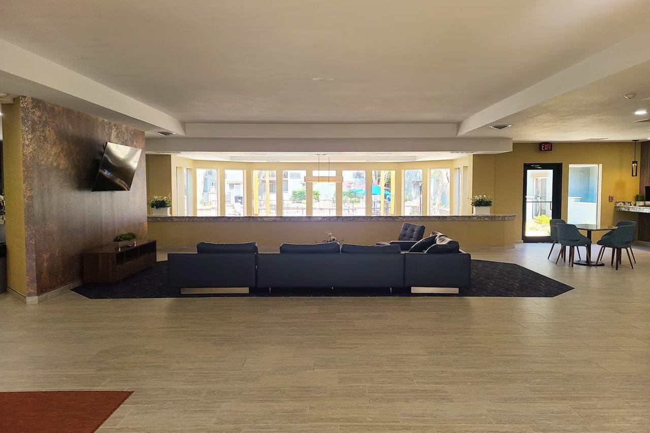 Endeavor & Suites, Trademark Collection By Wyndham 3*